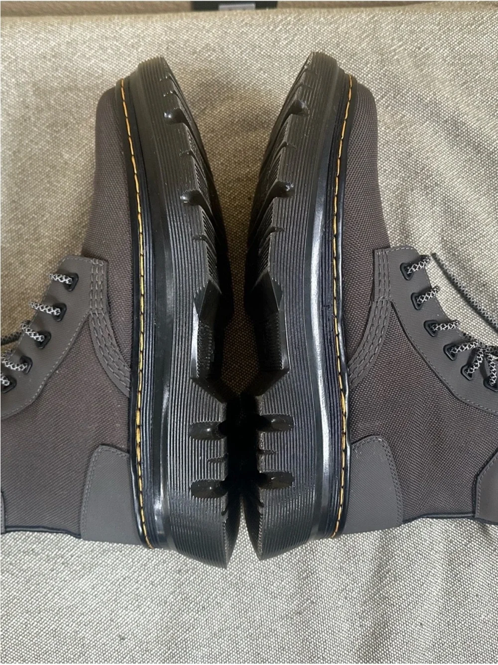 Dr. Martens 